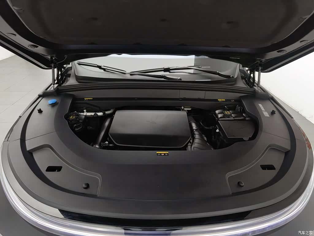 Li Auto L7, 2025 6