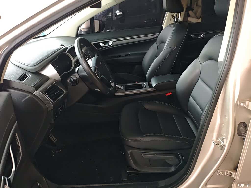 Geely Emgrand, 2018 11