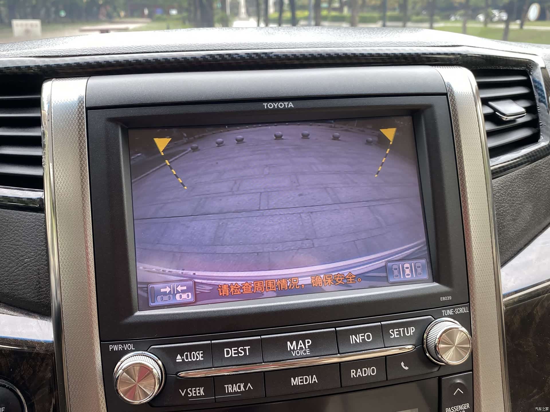 Toyota Alphard, 2012 22