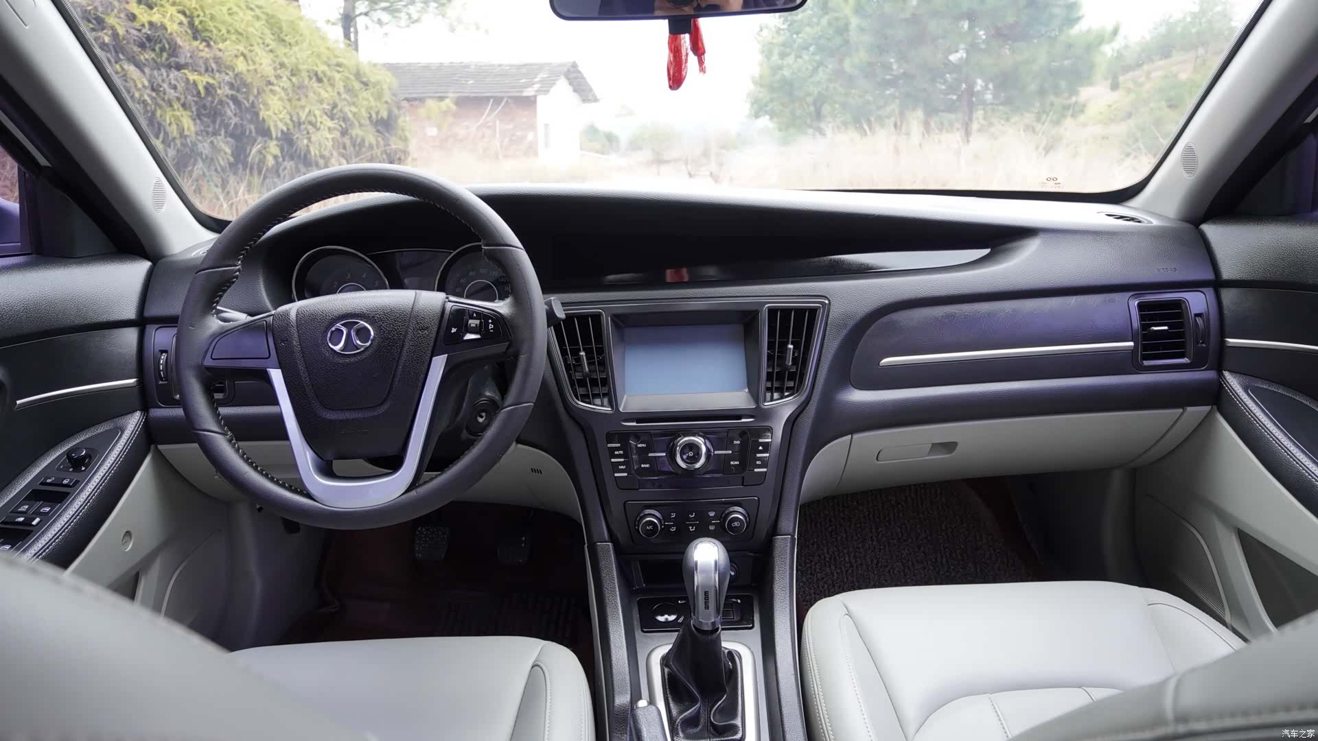 BAIC D50, 2015 11