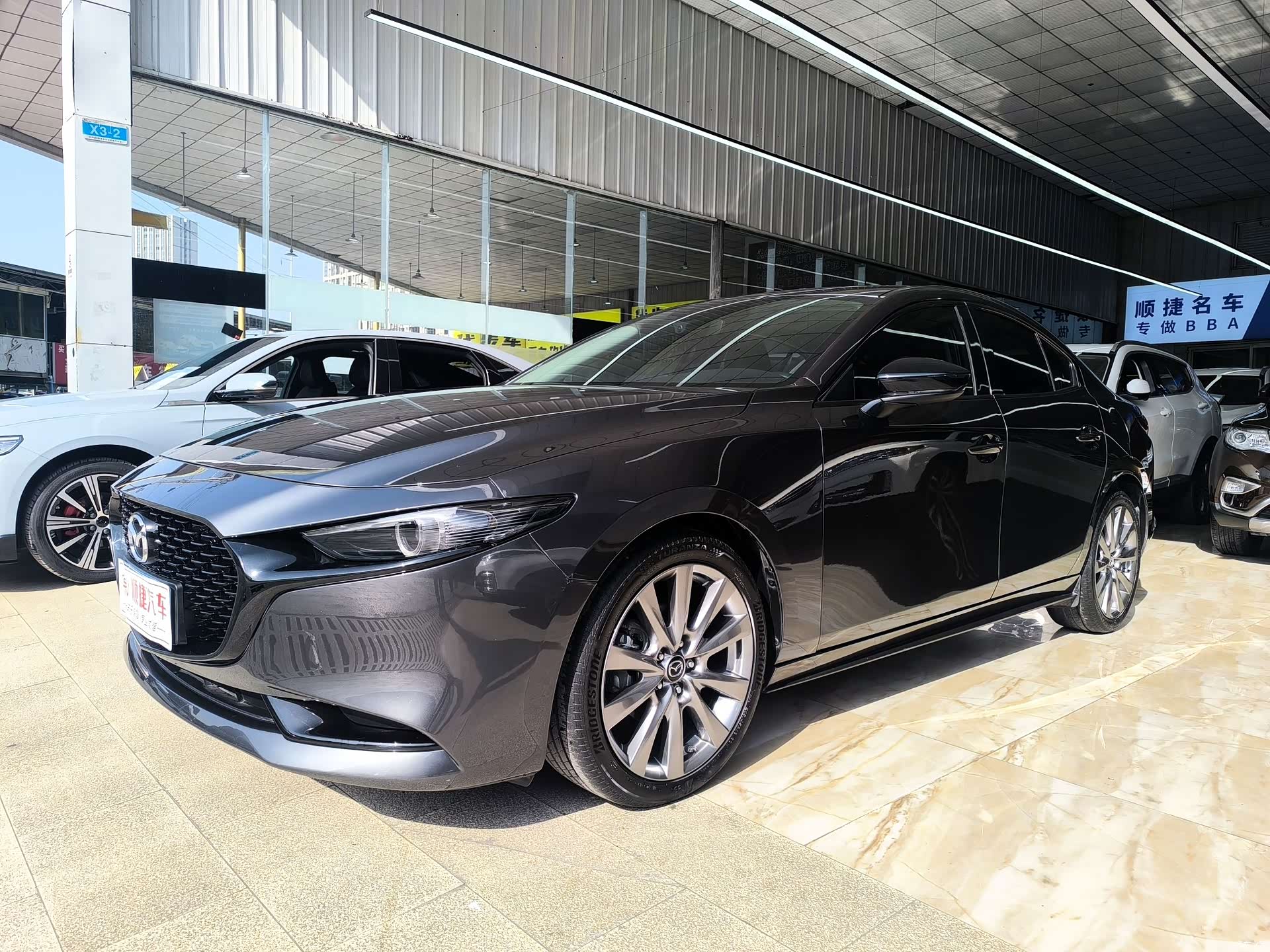 Mazda Mazda3, 2022 1