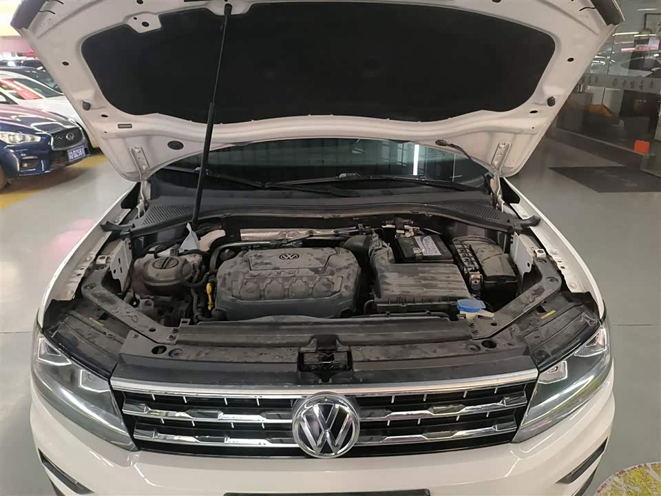 Volkswagen Tiguan L