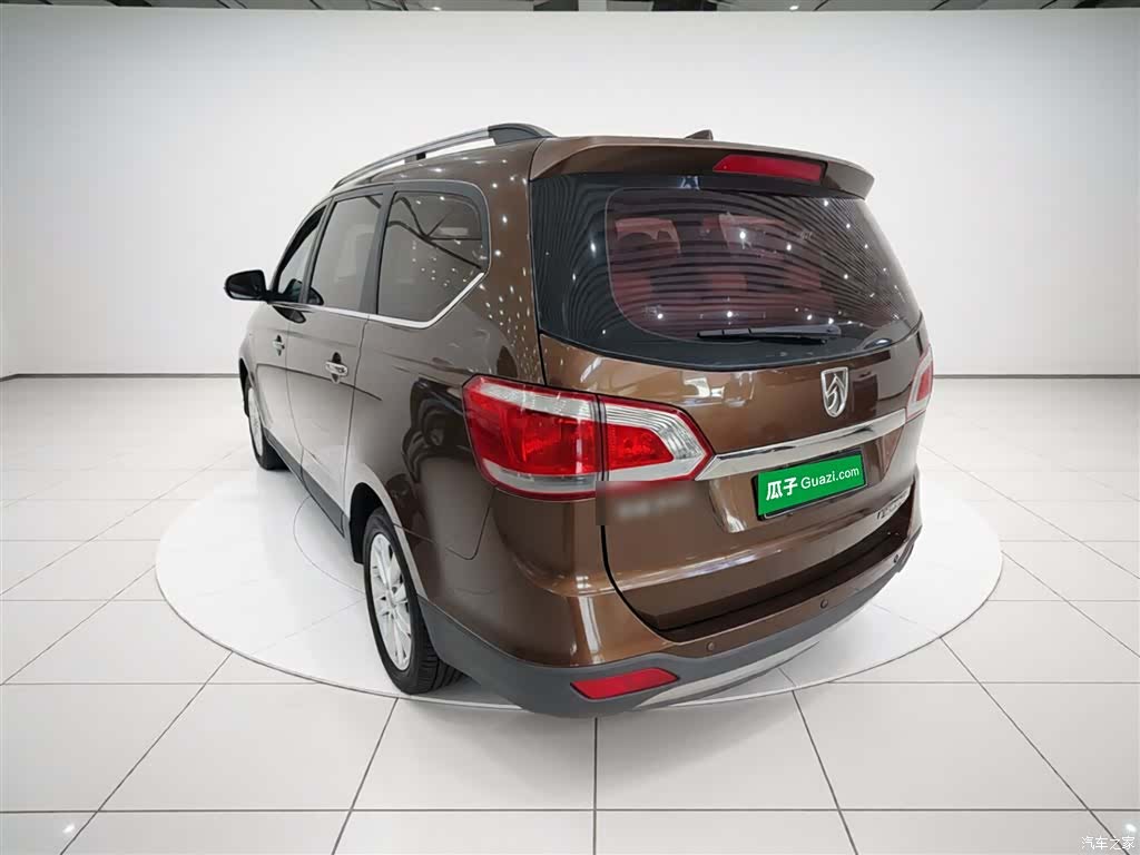 Wuling 730, 2014 все фото