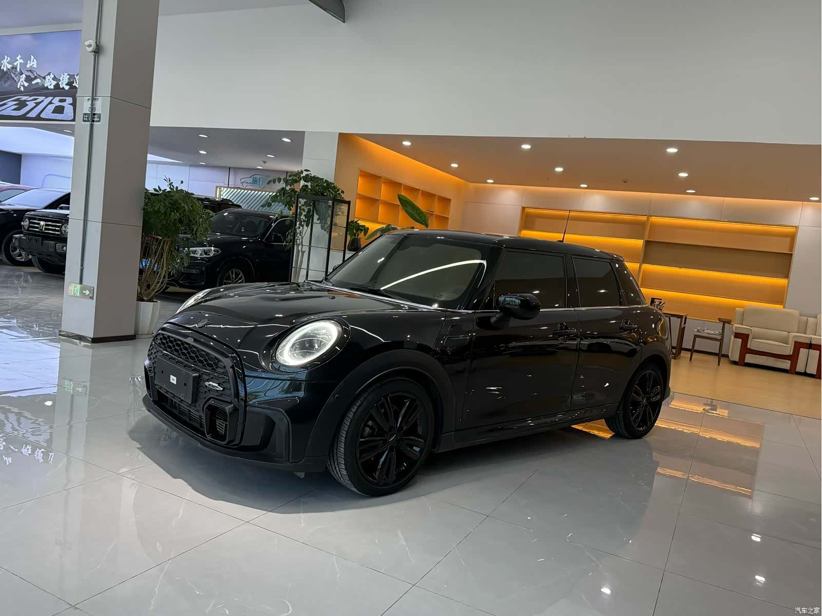 Mini Cooper, 2022 3