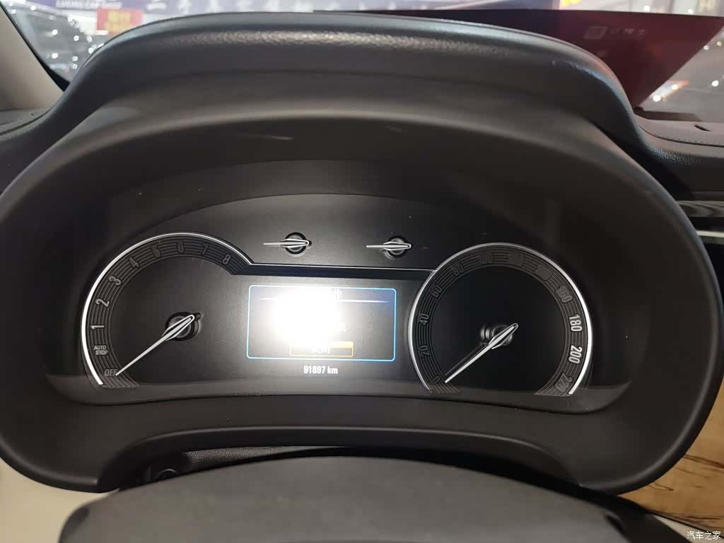 Buick GL8, 2019 12