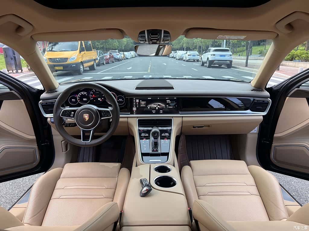 Porsche Panamera, 2018 10