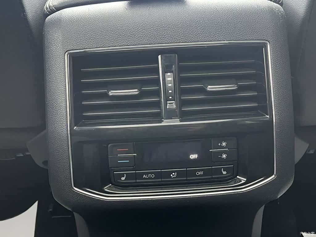 Volkswagen Teramont, 2018 16