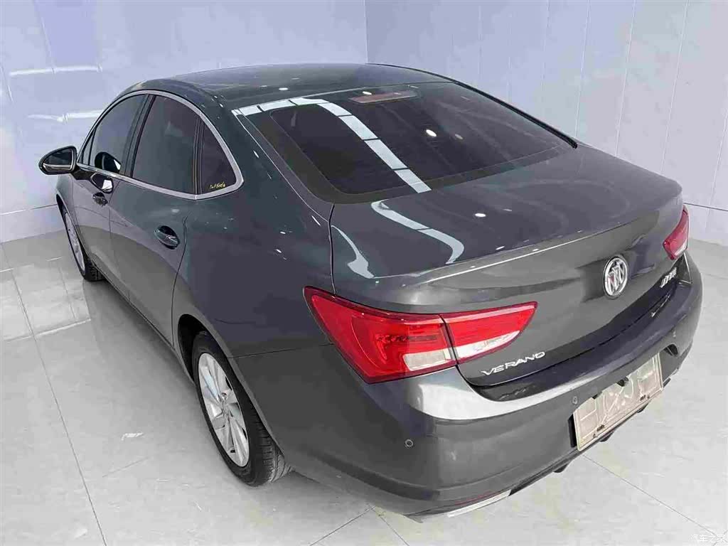 Buick Verano, 2018 3