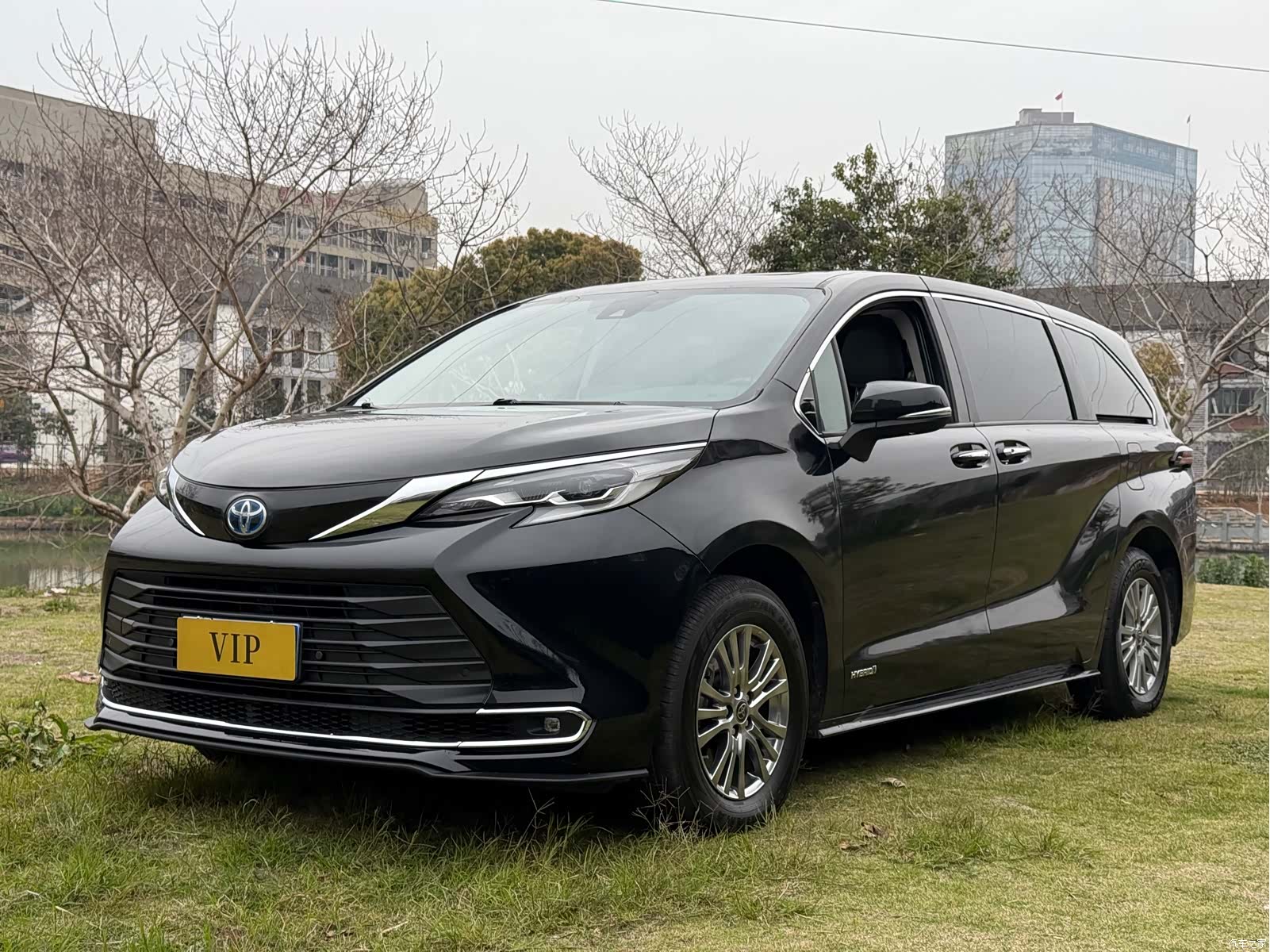 Toyota Sienna, 2022 1