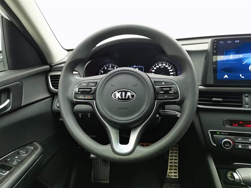 Kia K5 Kia K5