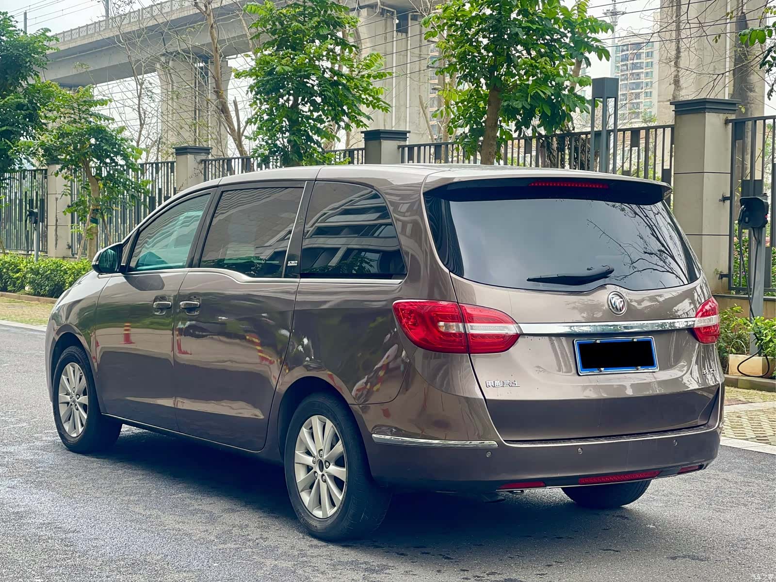 Buick GL8, 2016 7