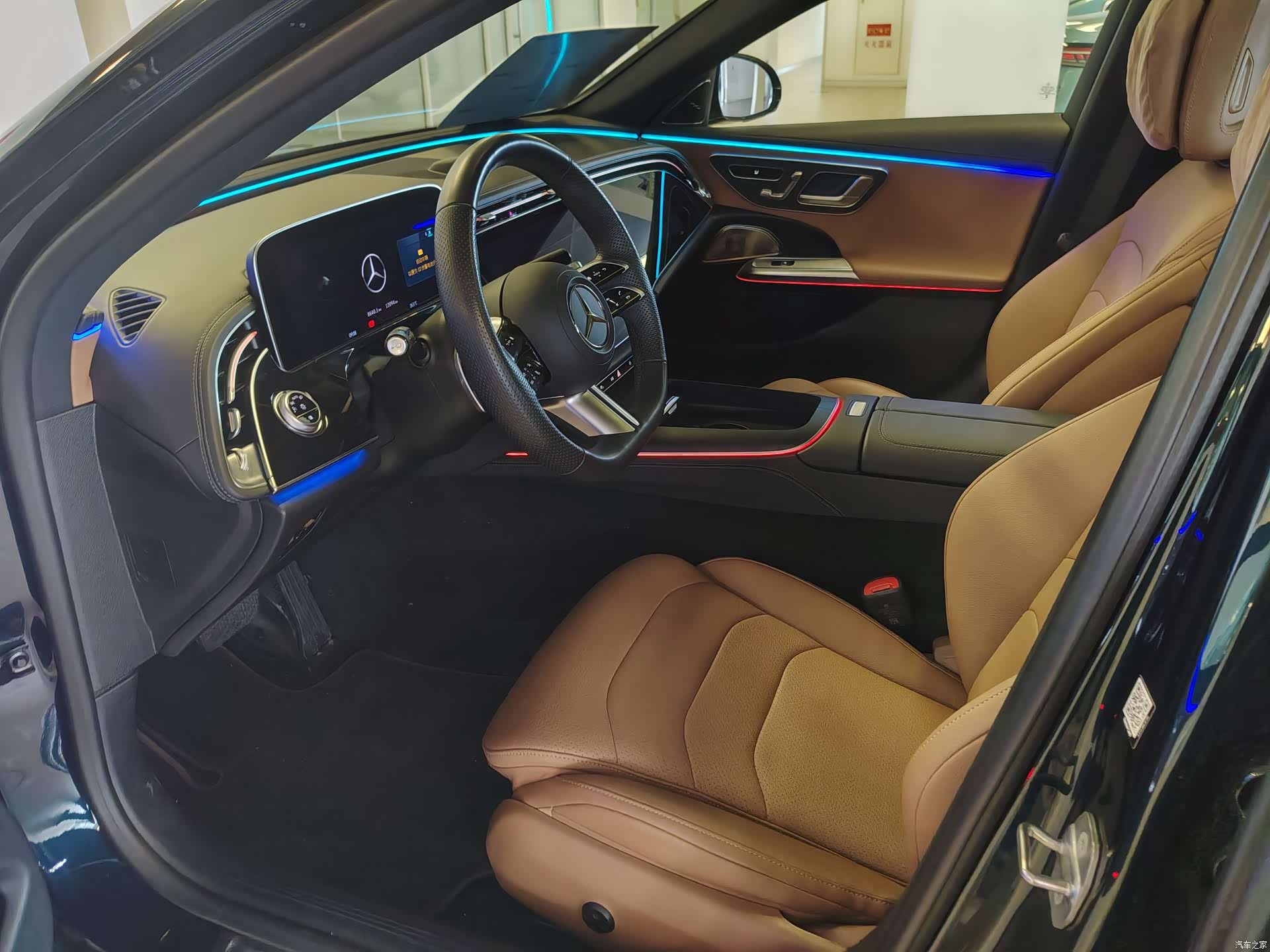Mercedes-Benz E-Class, 2023 22