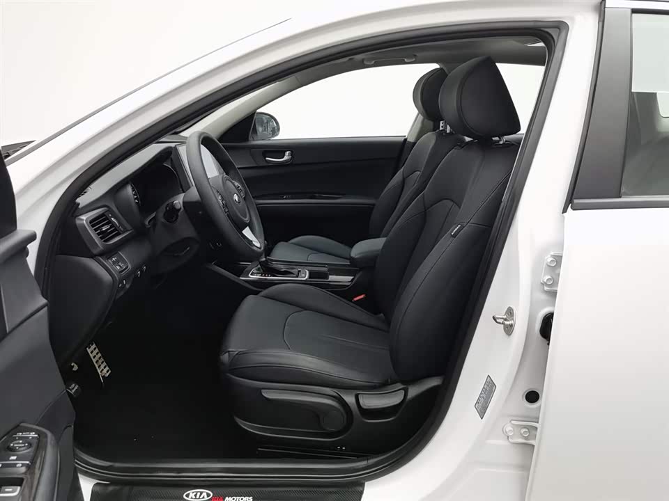 Kia K5 Kia K5