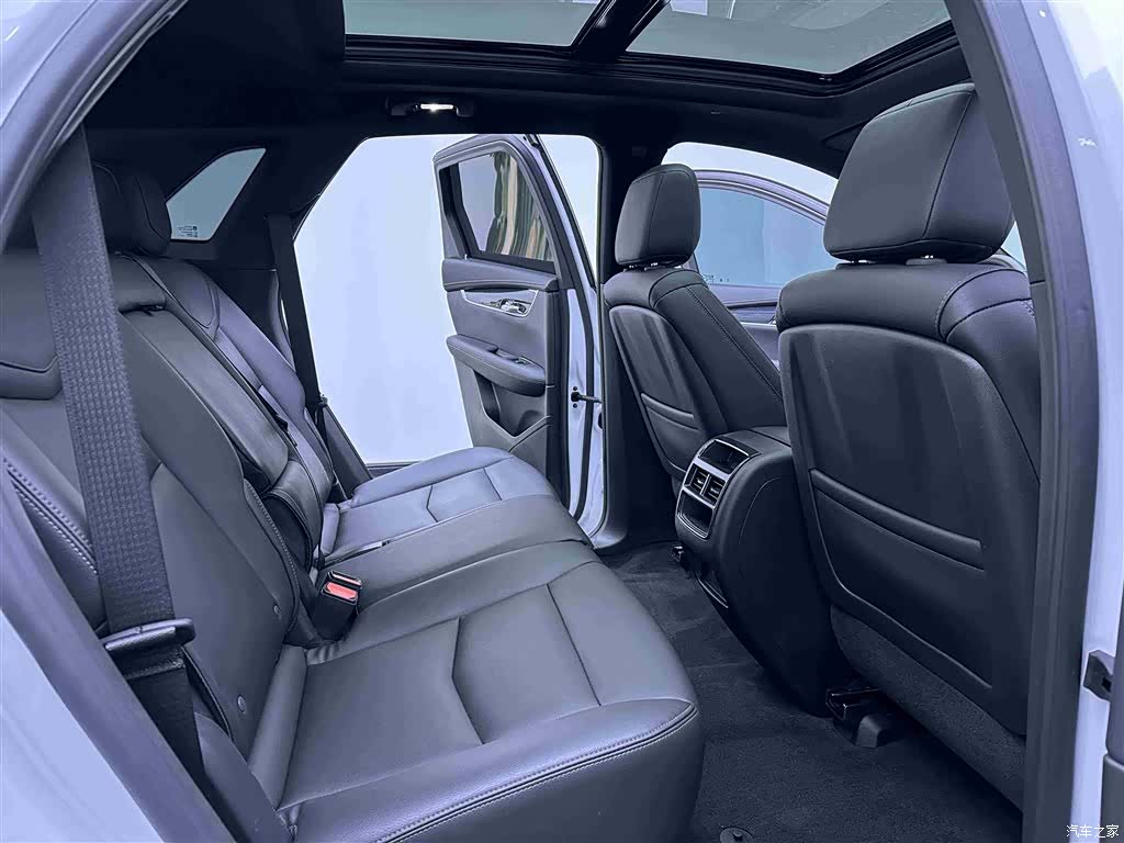 Cadillac XT5, 2022 9