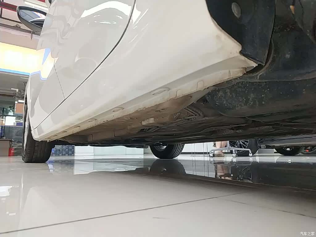 Roewe i5, 2025 22