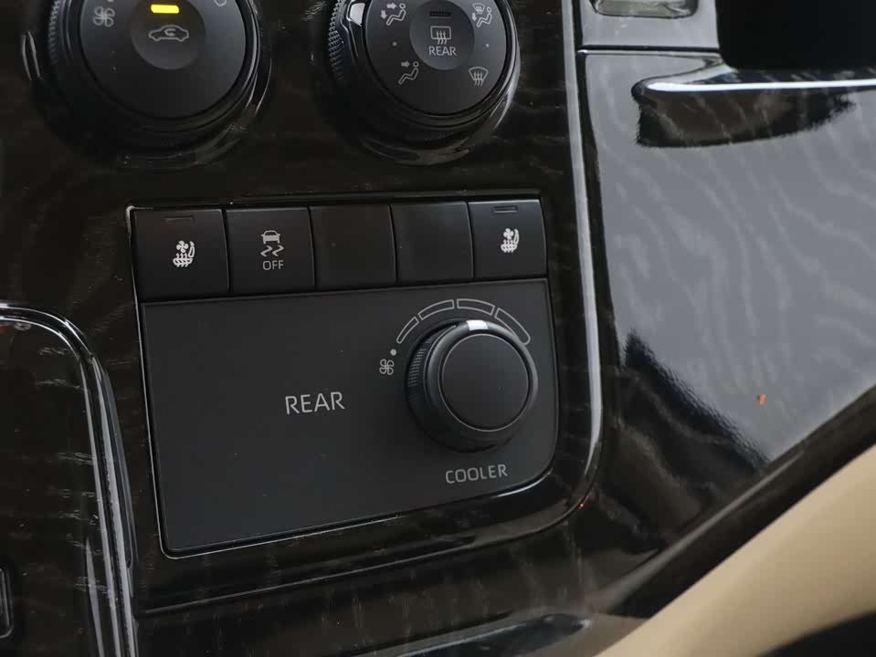 Toyota HIACE Toyota HIACE
