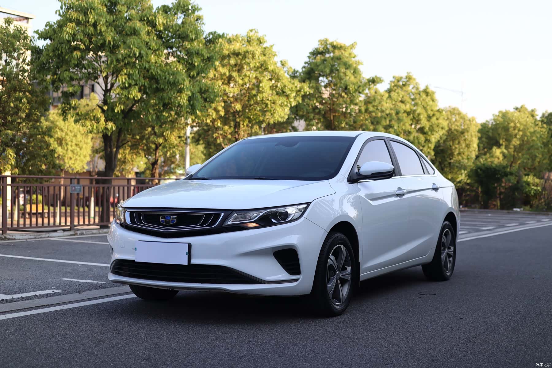 Geely Emgrand, 2019 1