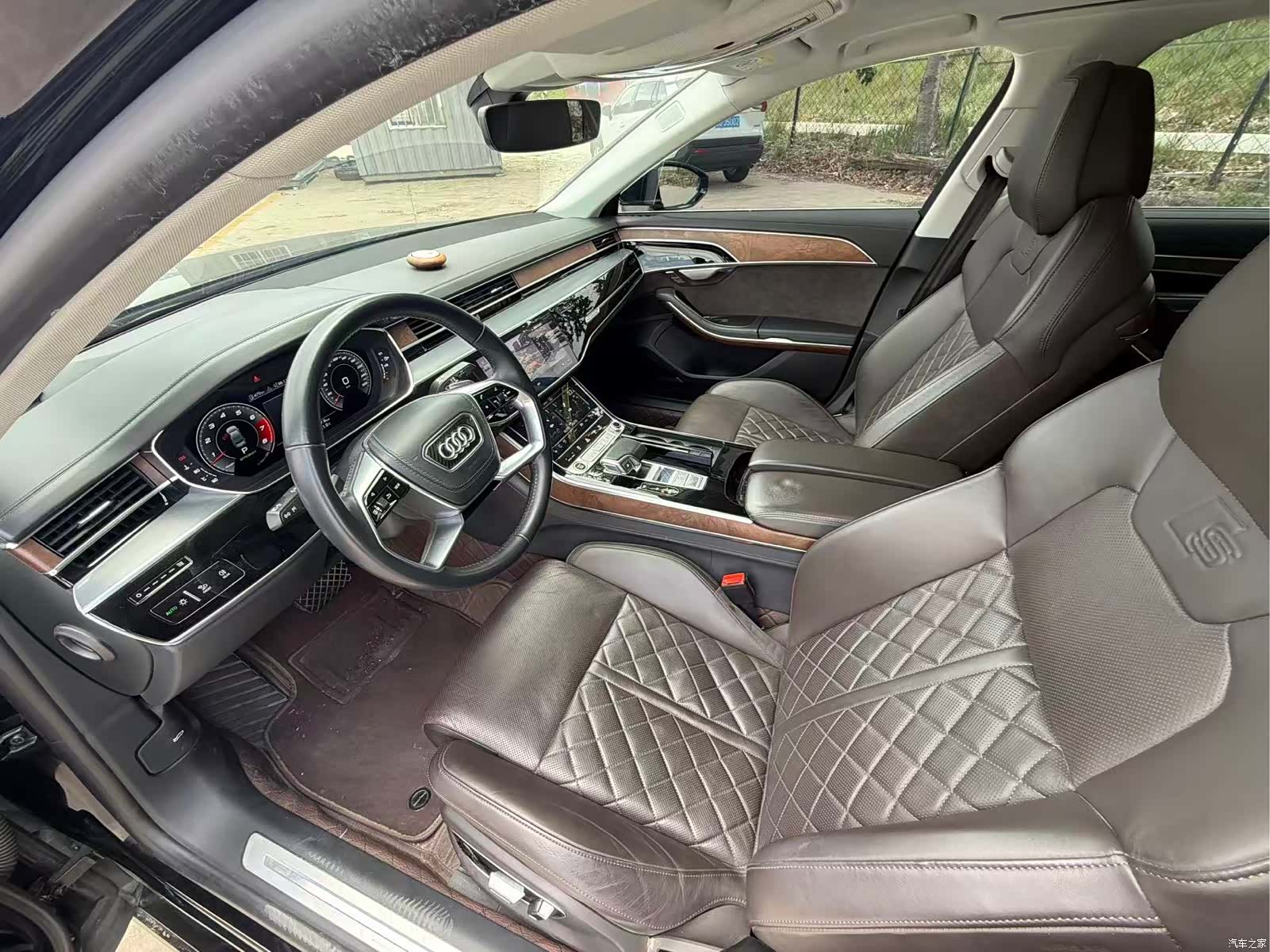 Audi A8L, 2021 7
