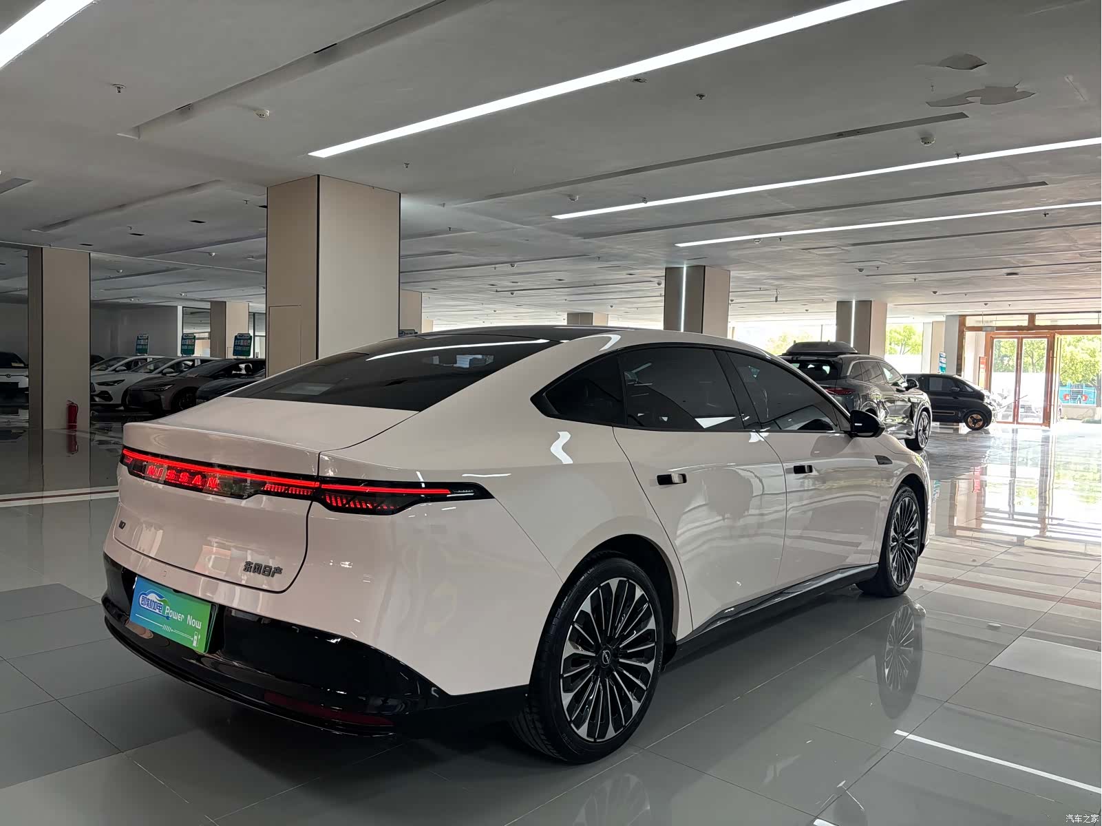 Nissan N7, 2025 все фото