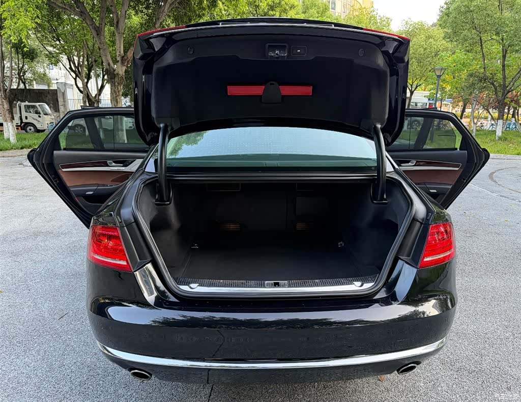 Audi A8L, 2013 32