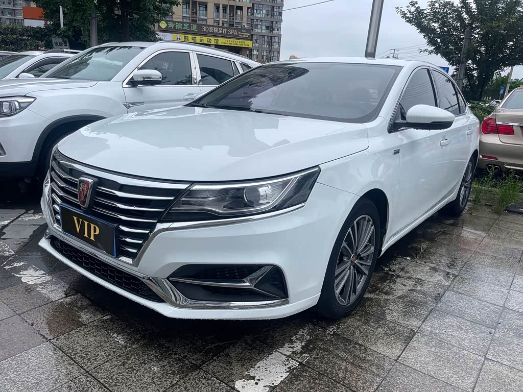 Roewe i6