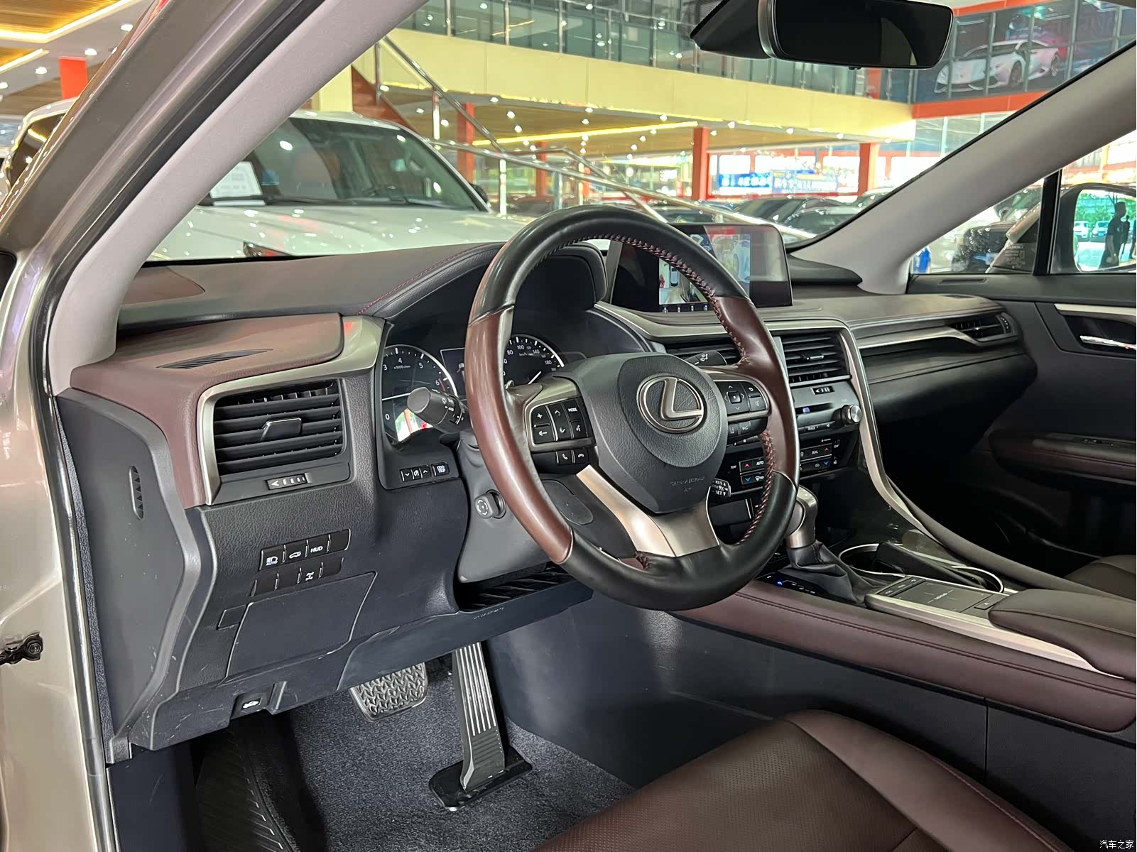 Lexus RX, 2022 7