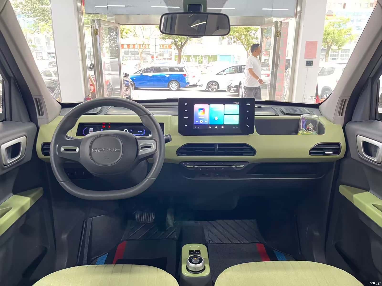 Geely Panda, 2023 9