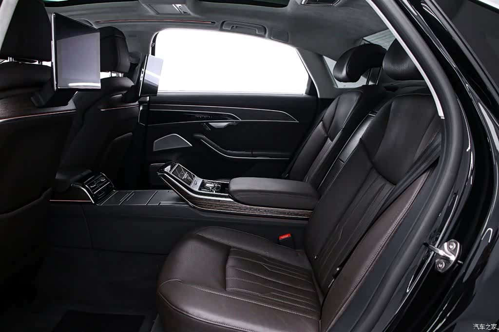 Audi A8L, 2021 14