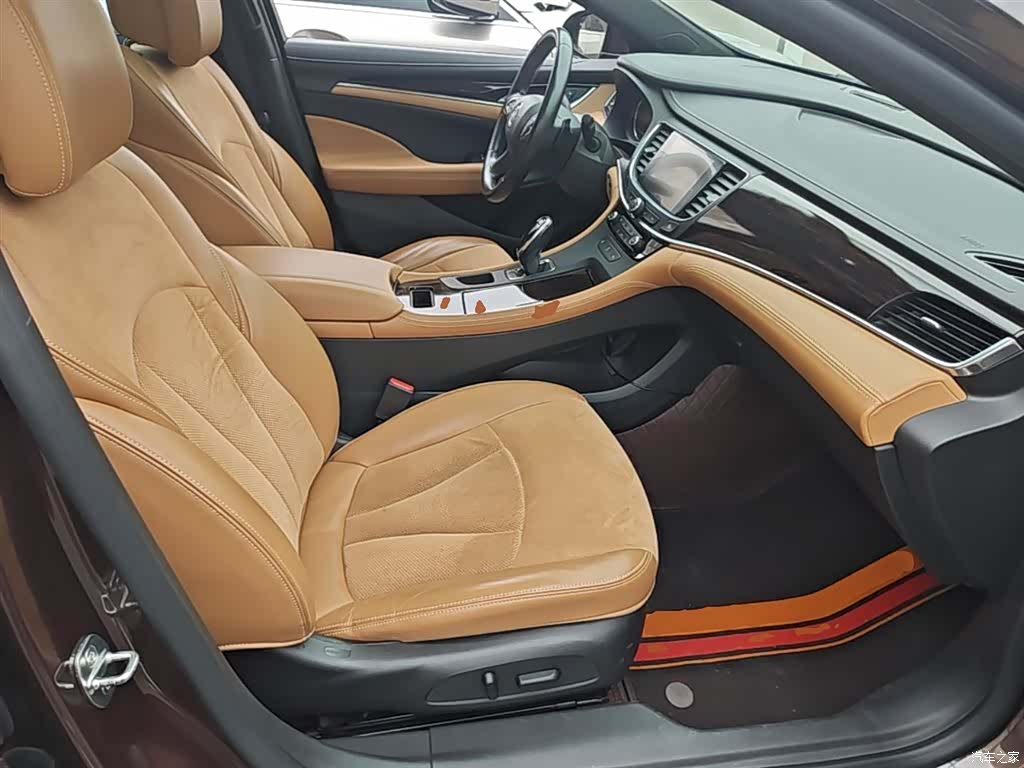 Buick LaCrosse, 2019 20