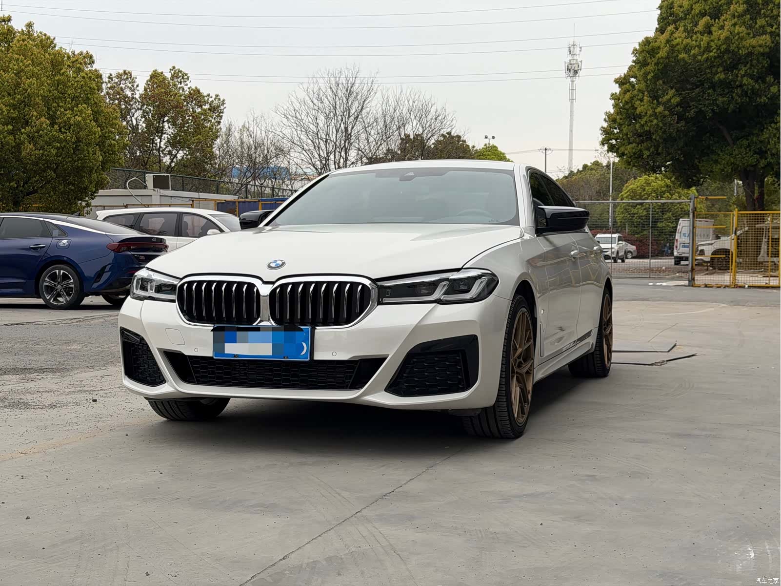 BMW 5 Series, 2023 1