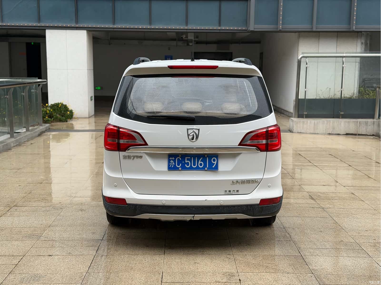 Wuling 730, 2016 все фото