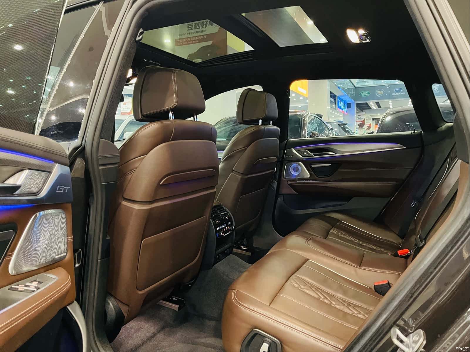 BMW 6 Series GT, 2018 все фото