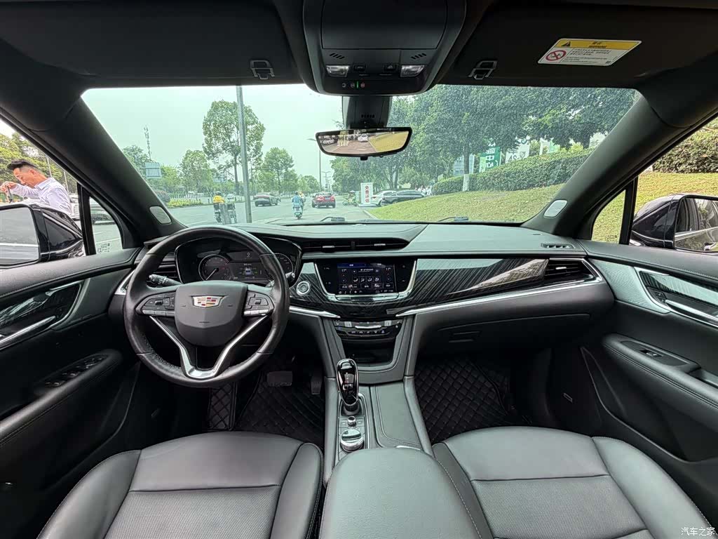 Cadillac XT6, 2021 11
