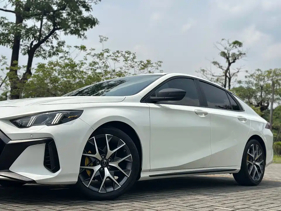 Trumpchi Shadow Leopard