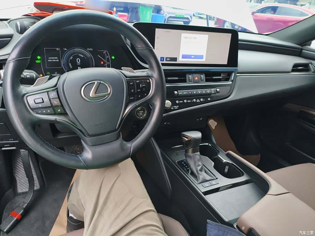 Lexus ES, 2023 6