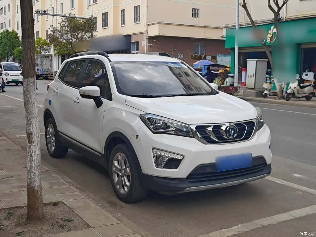 Changan CS15, 2017 1