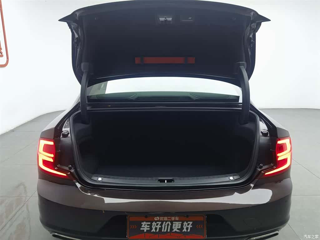 Volvo S90, 2019 16