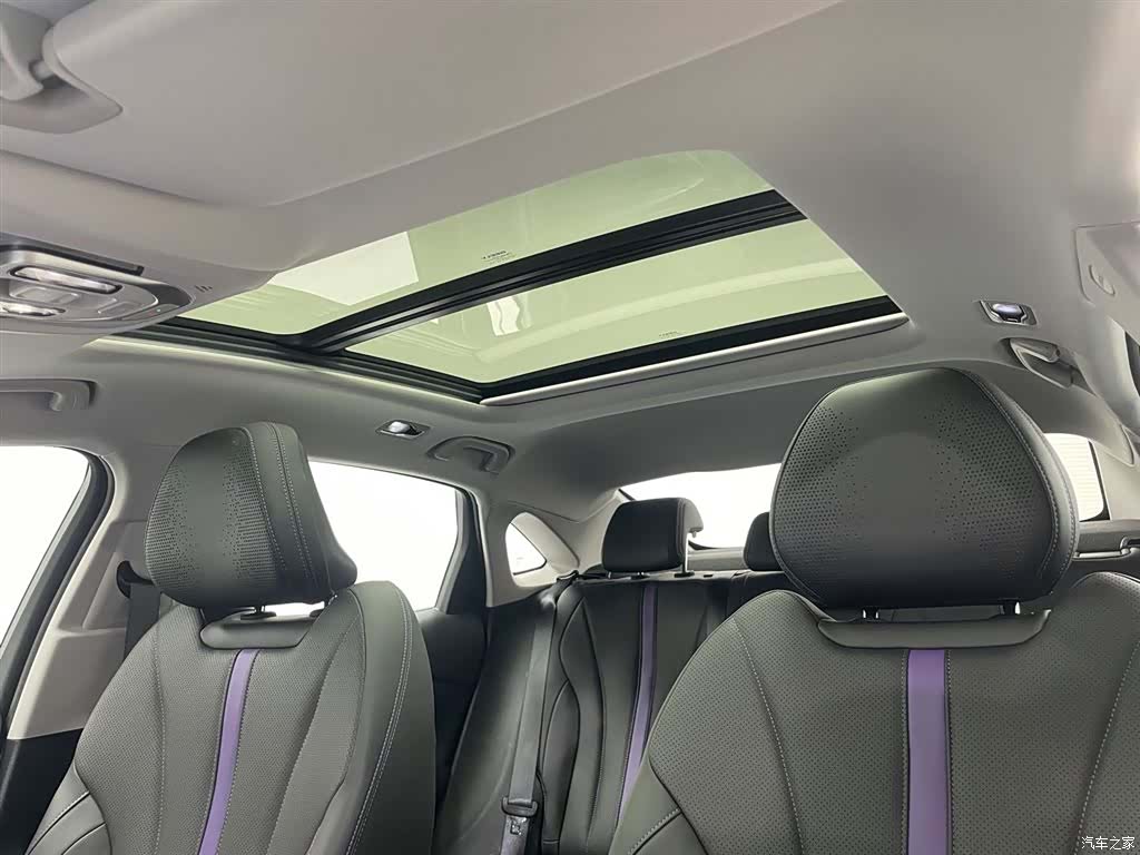 Geely Preface, 2025 9