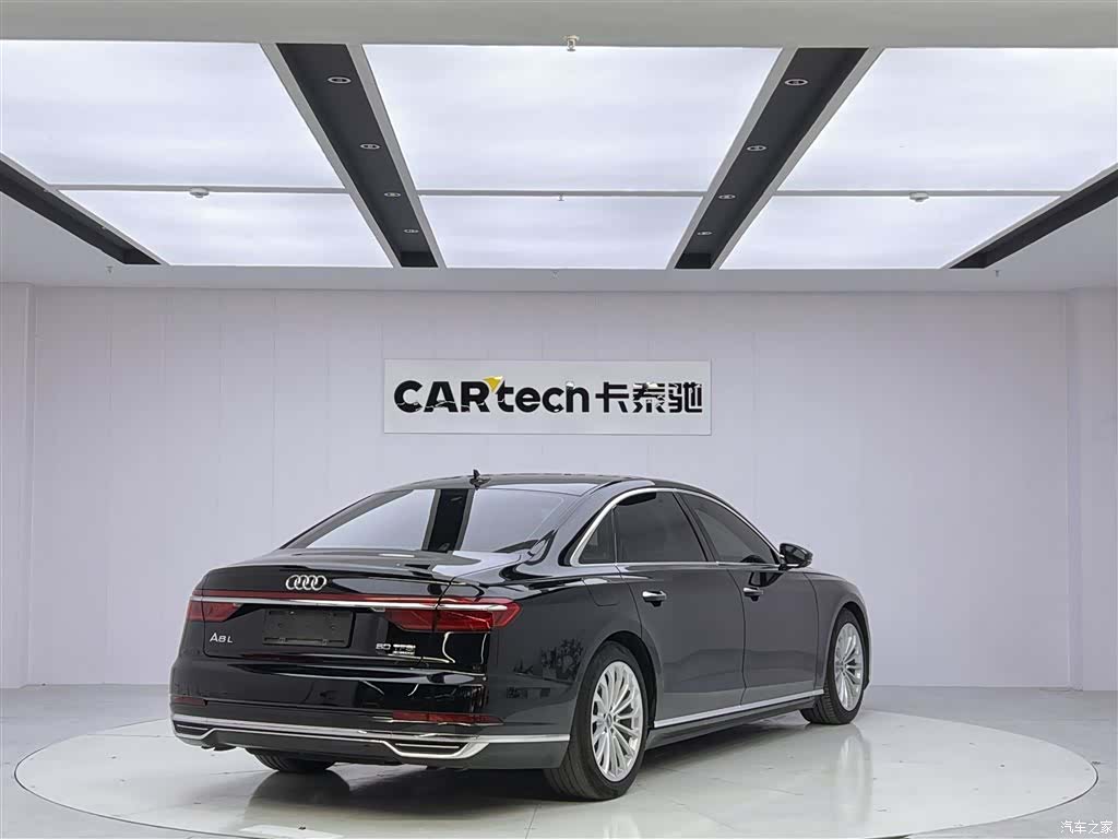 Audi A8L, 2020 все фото