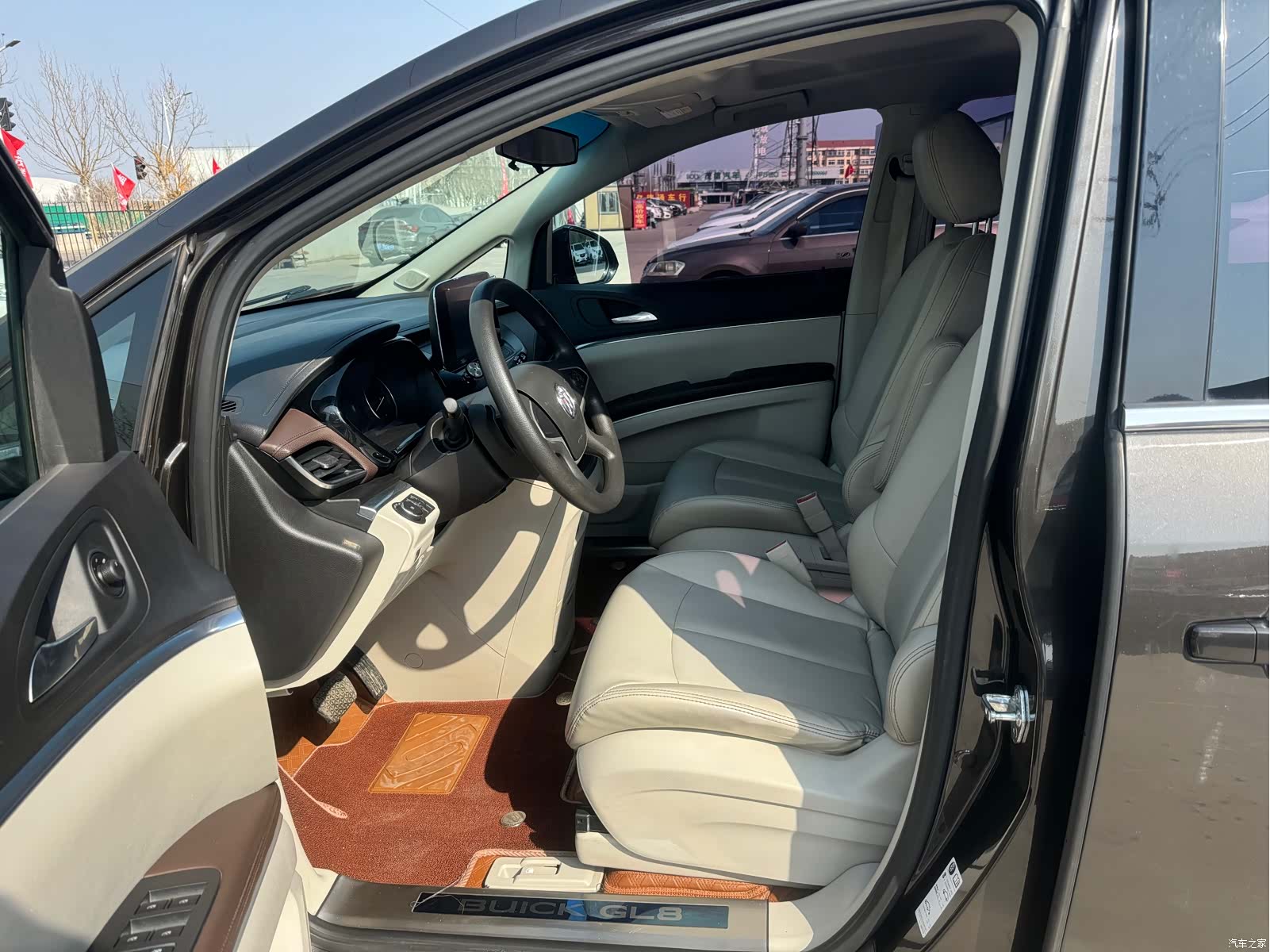 Buick GL8, 2021 4