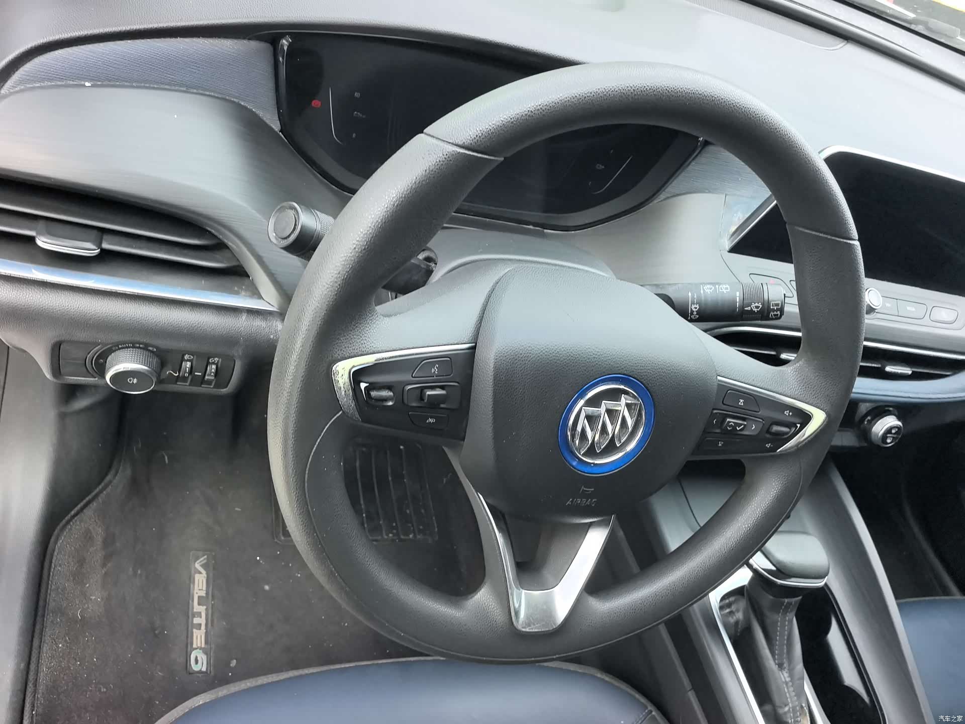 Buick Velite, 2019 14