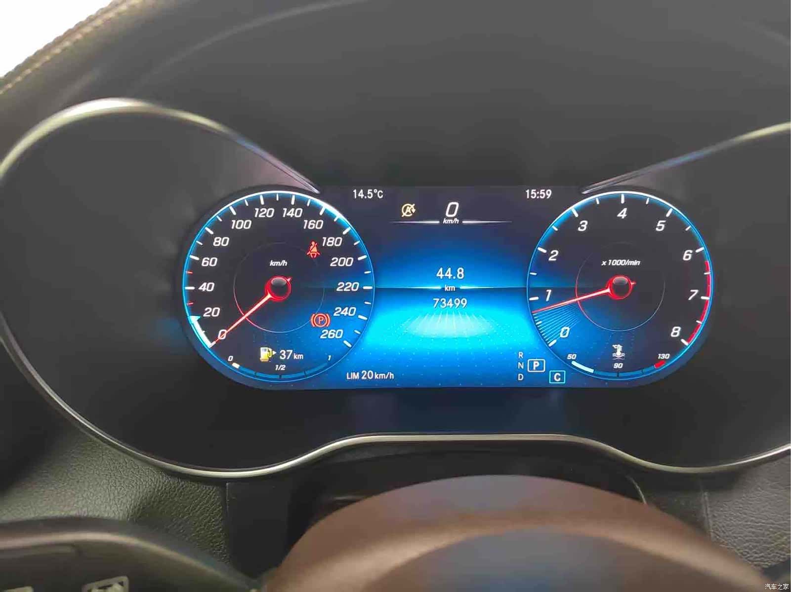 Mercedes-Benz GLC, 2020 15