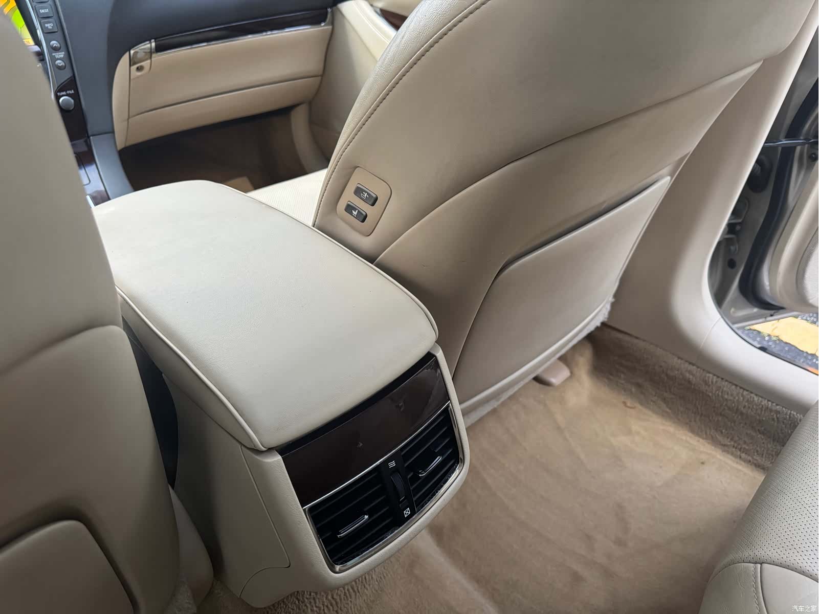 Lexus ES, 2011 20