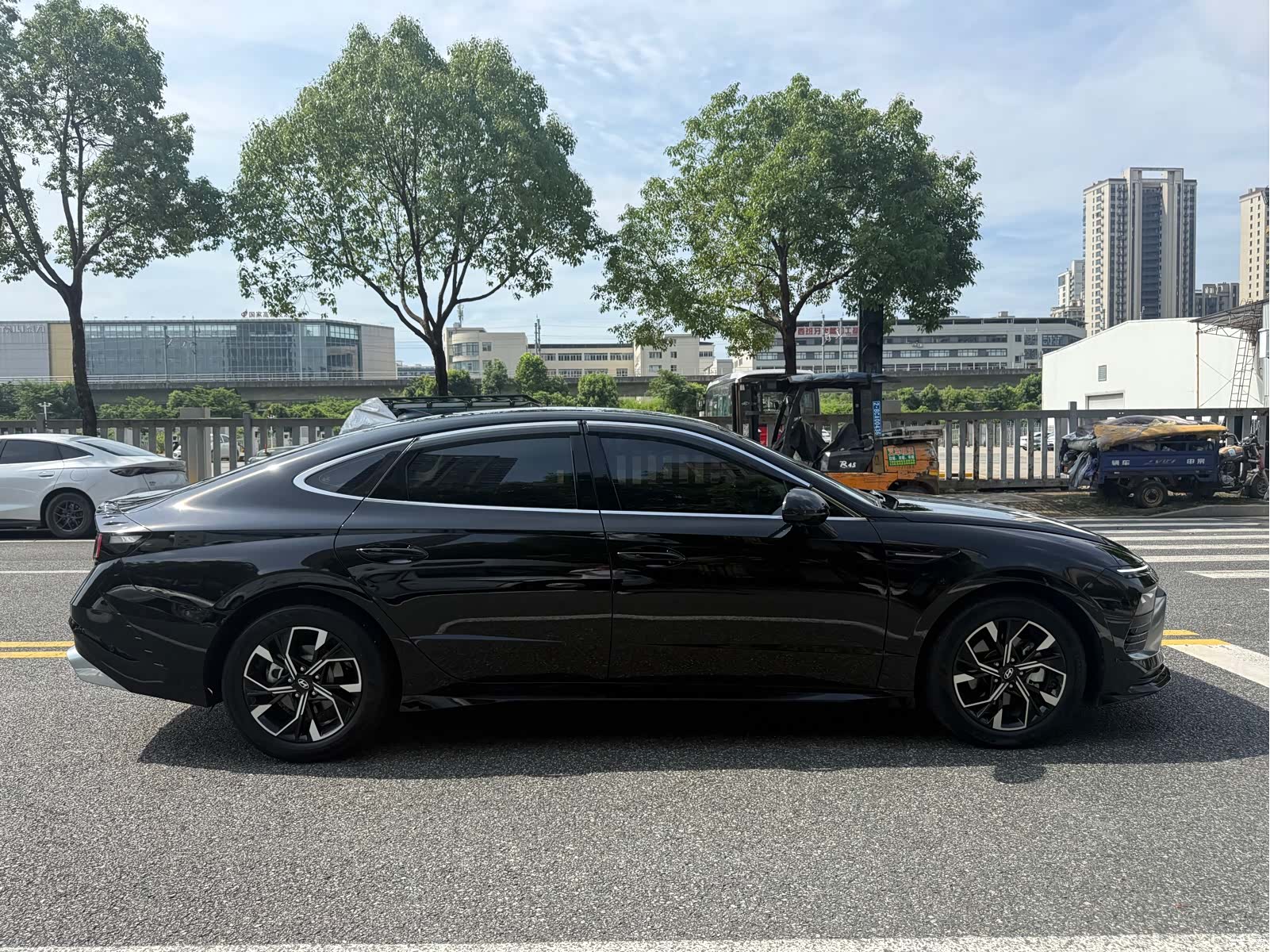 Hyundai Sonata, 2025 4