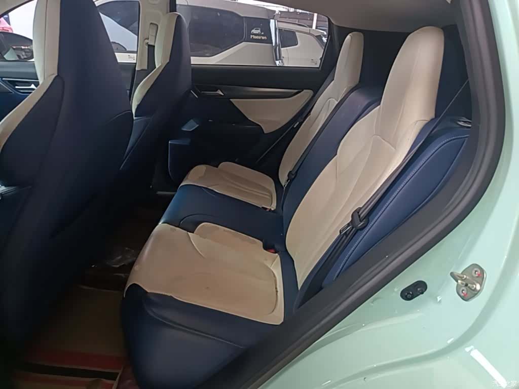 Xpeng G3i, 2022 17
