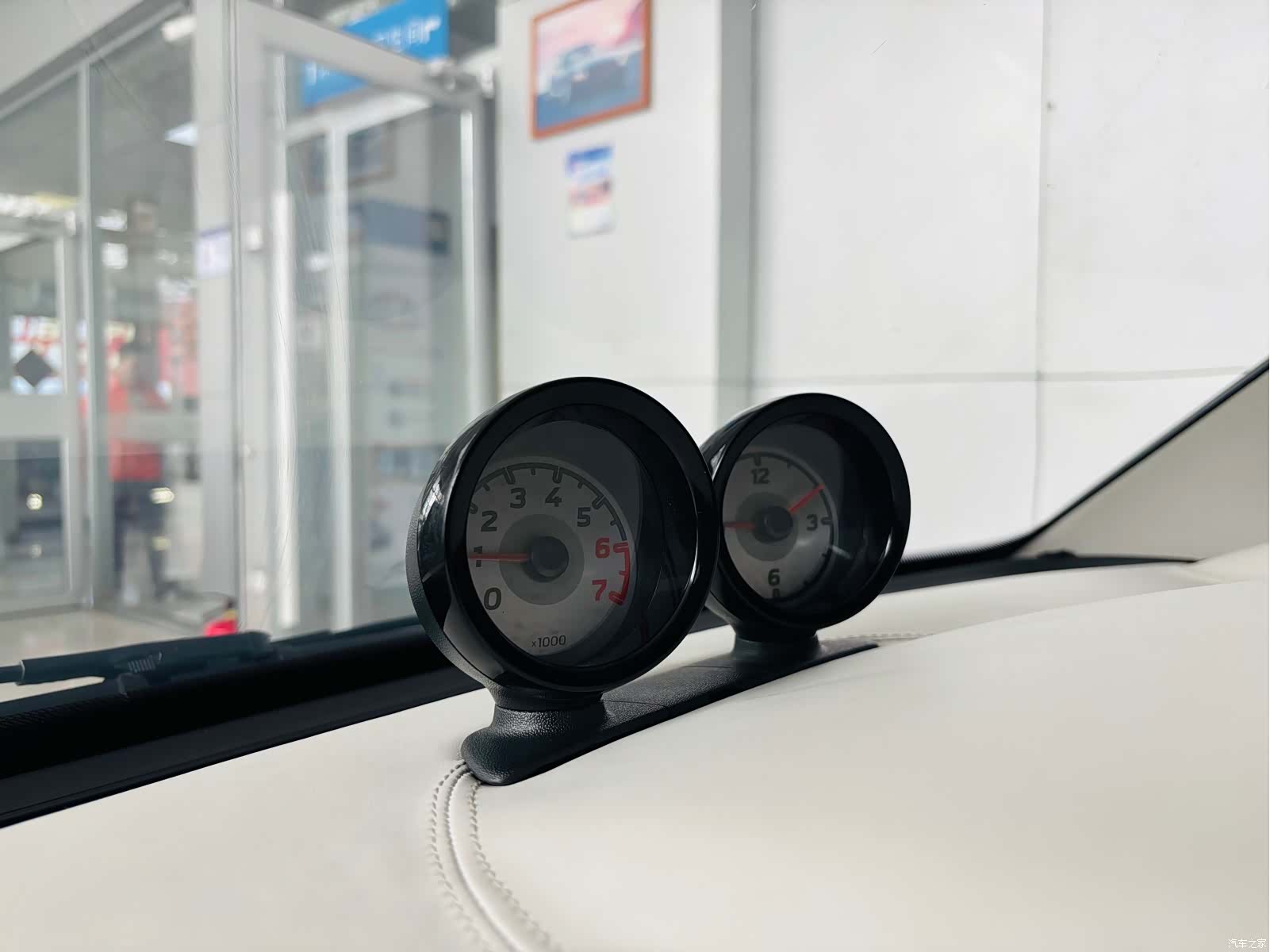 Smart Fortwo, 2015 18