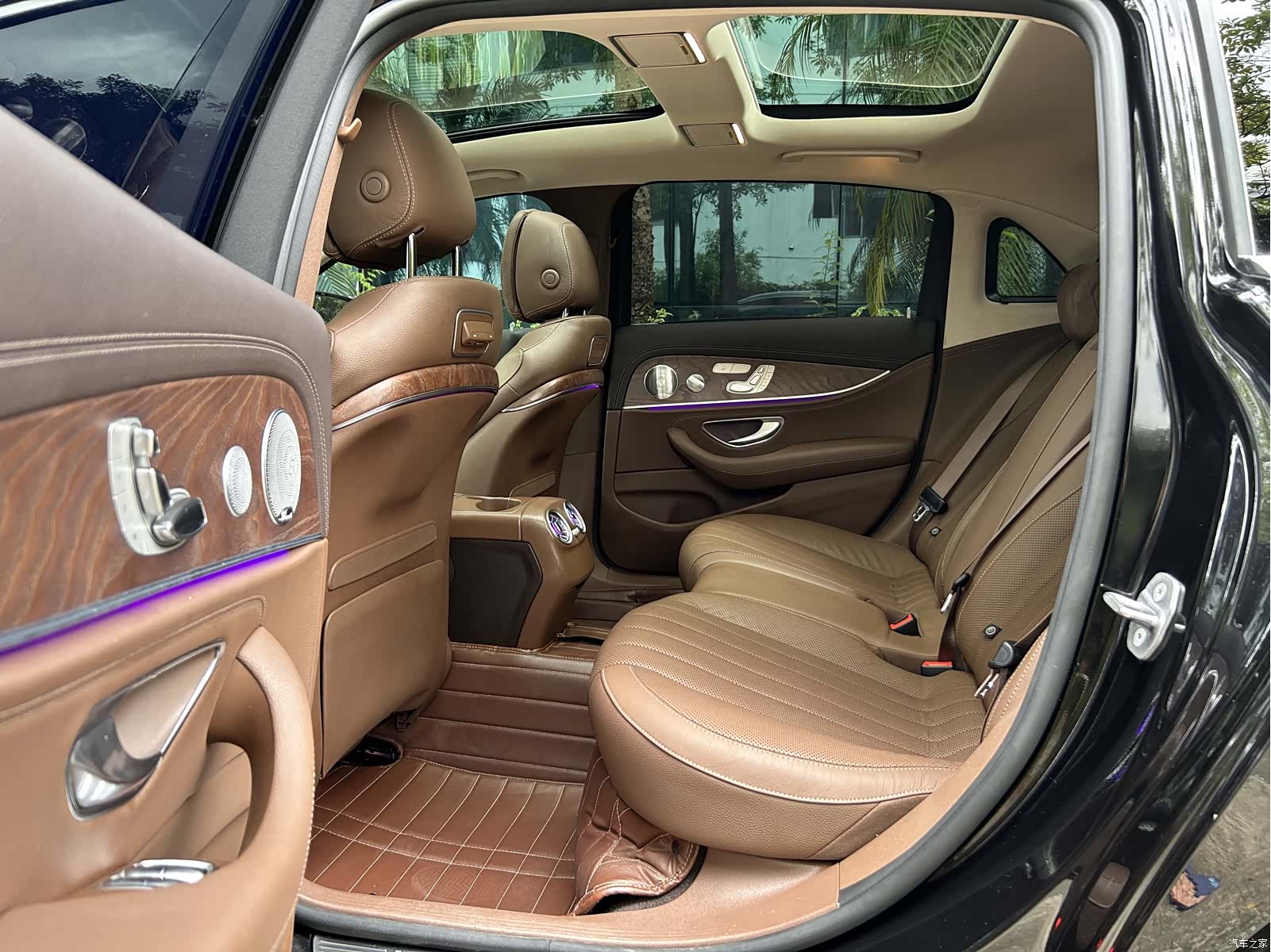 Mercedes-Benz E-Class, 2020 8