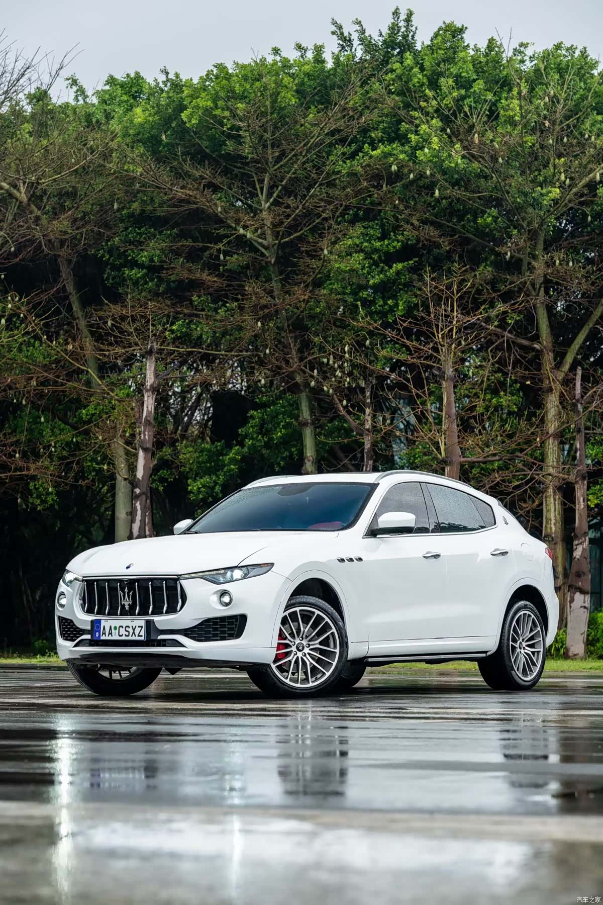 Maserati Levante, 2016 1