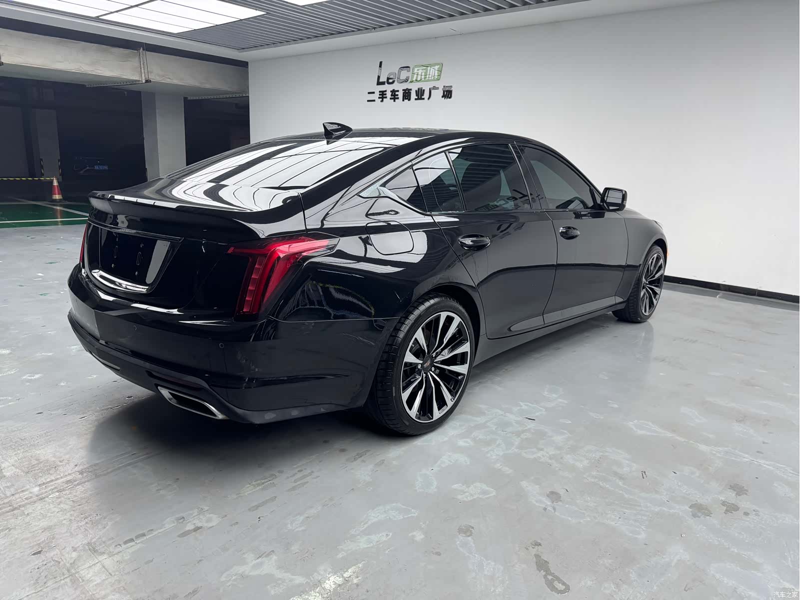 Cadillac CT5, 2023 4