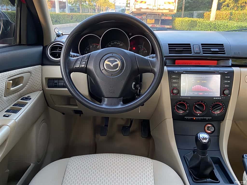 Mazda 3, 2010 8